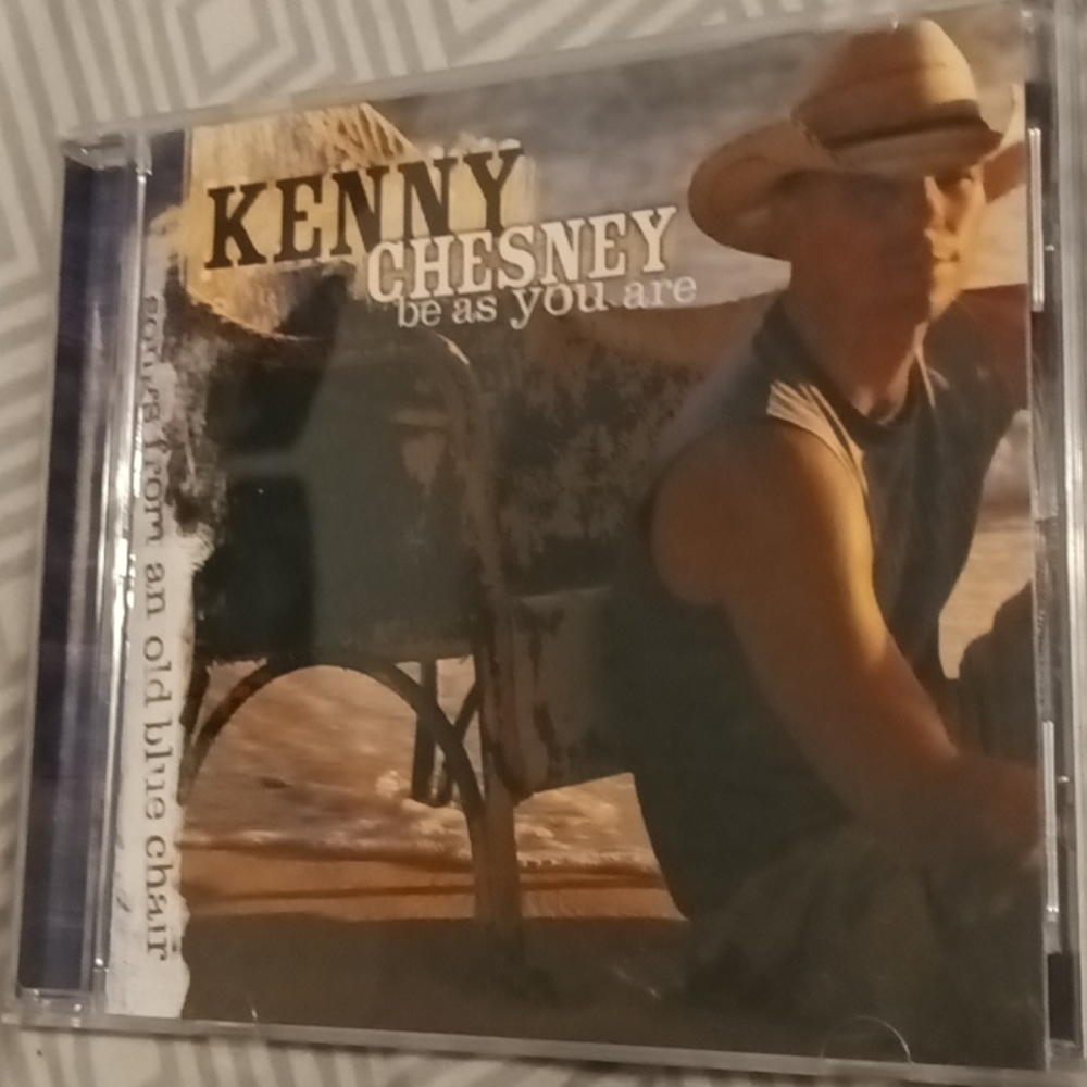 5 Kenny Chesney CDs - Picture 3 of 10